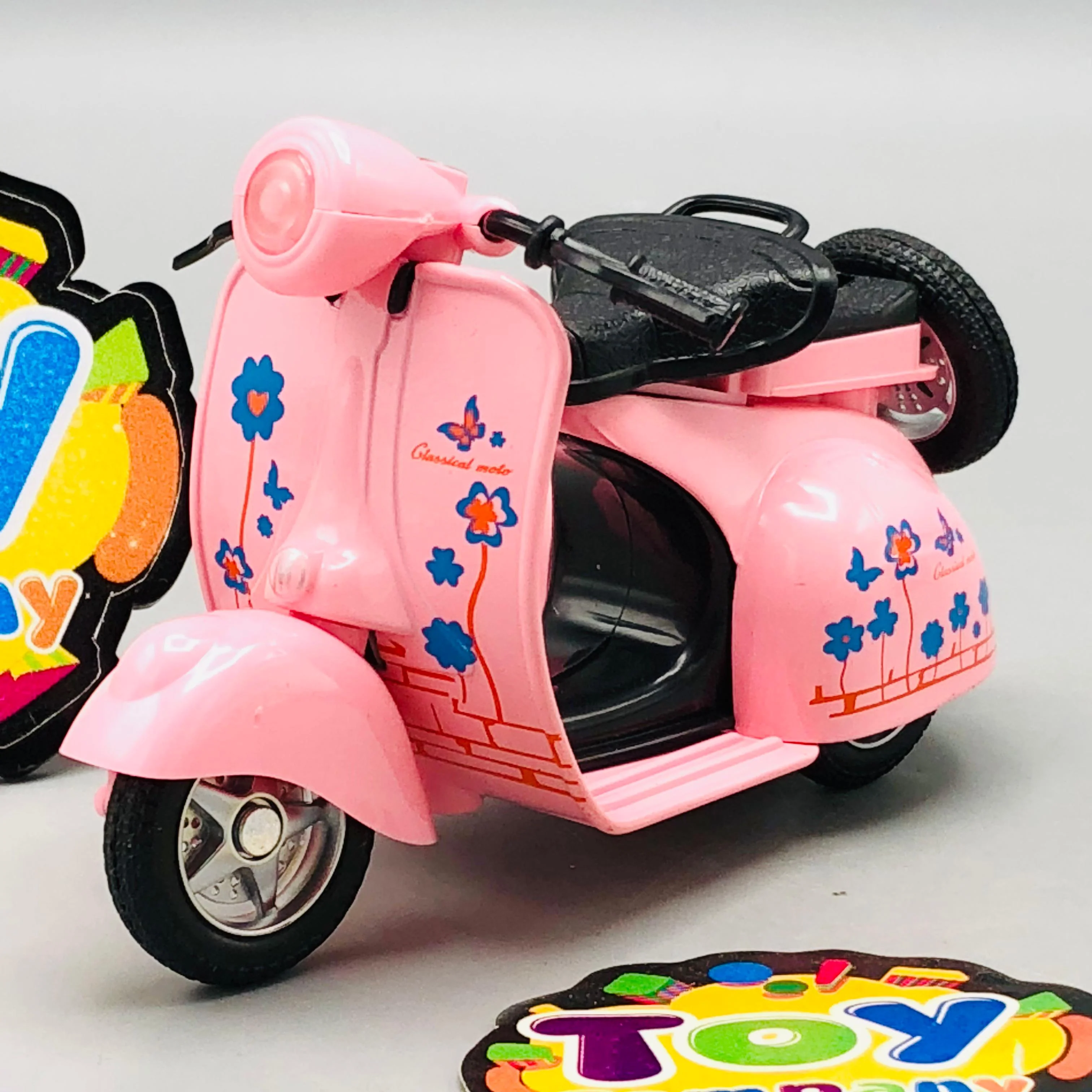 1:14 Diecast Pullback Vespa Model - 1Pc - Image 3