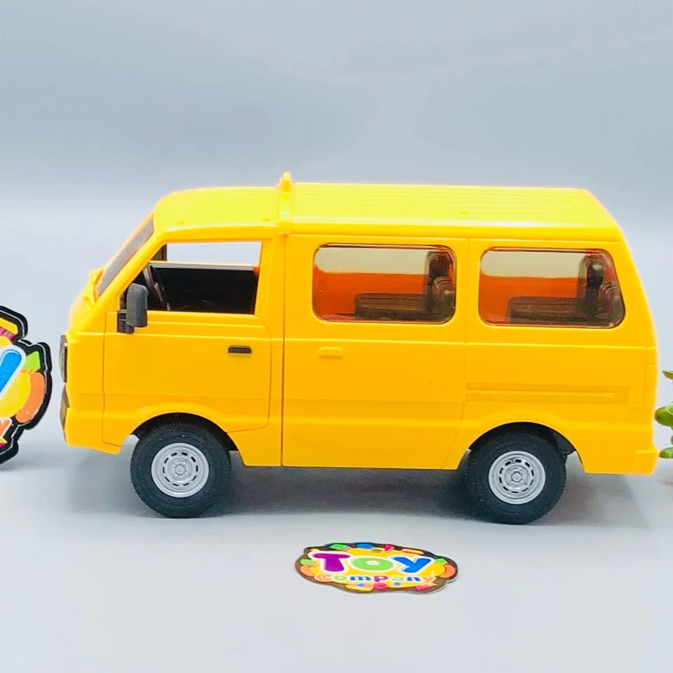 1:16 2.4GHz RC Urban Crawler Van With Lights - Image 5
