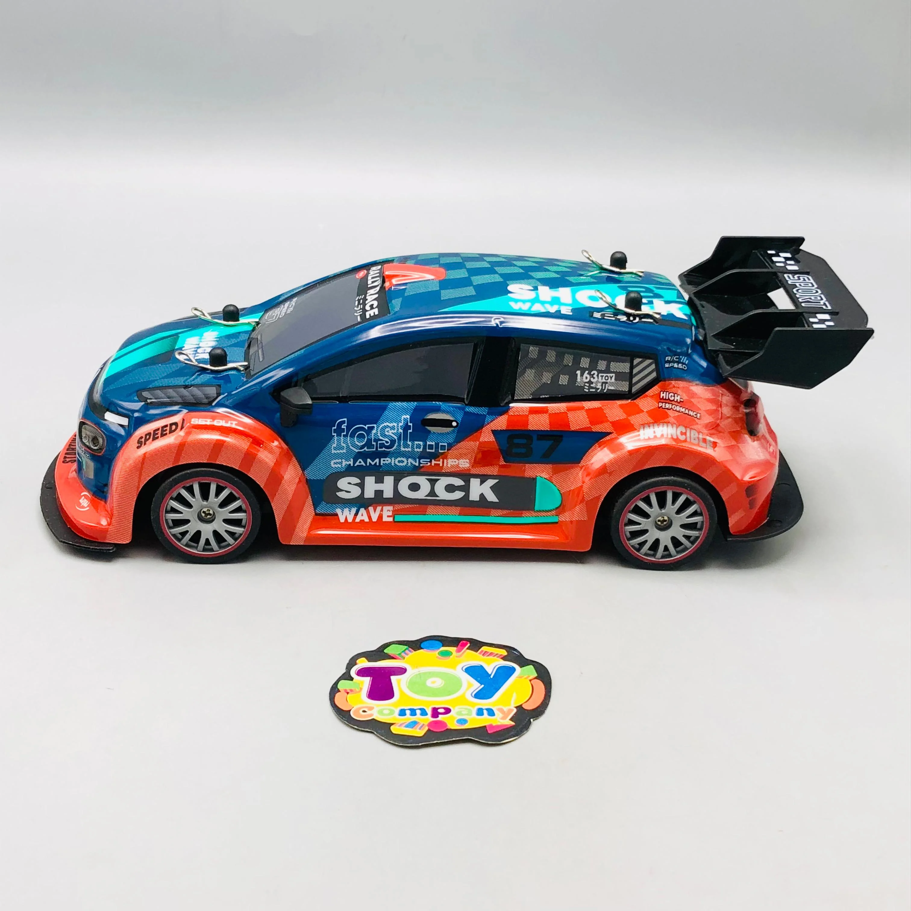 1:18 RC Rally Hatchback Drift Car With Smoke - Image 4