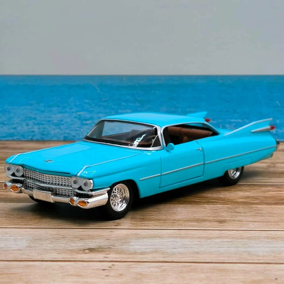 1:24 Diecast 1959 Cadillac Eldorado Model Car - Image 10