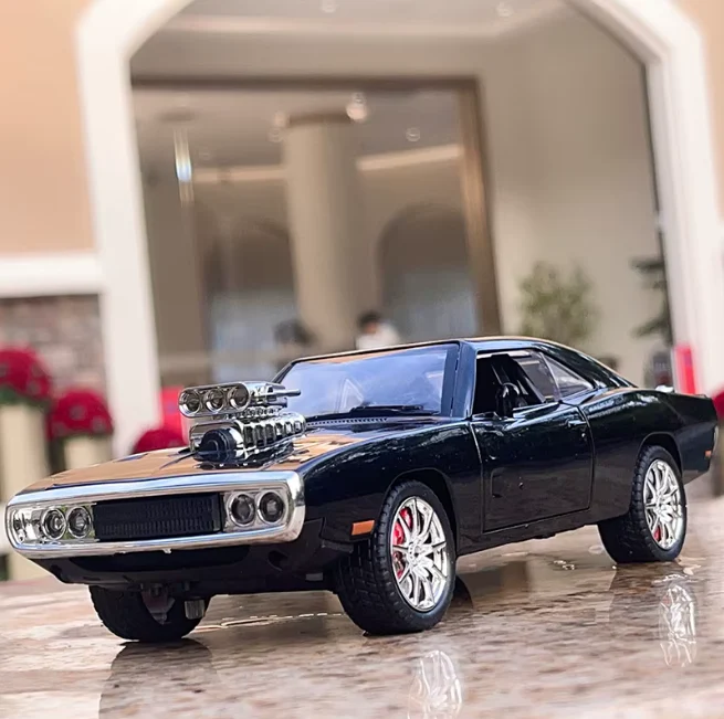 1:24 Diecast Dodge Charger 1970 Fast & Furious Model Car - Image 8