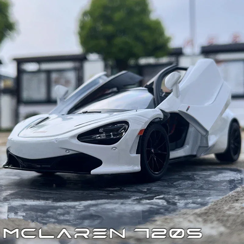 1:24 Diecast McLaren 720S Model Car With Smoke - Image 11