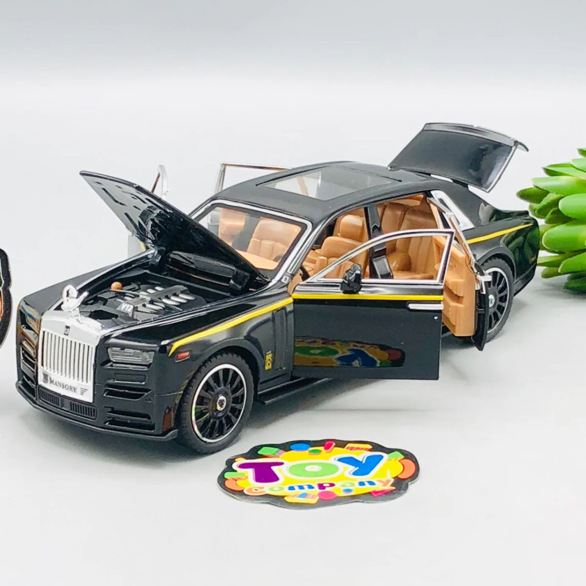 1:24 Diecast Rolls Royce Mansory Model Car - Image 2