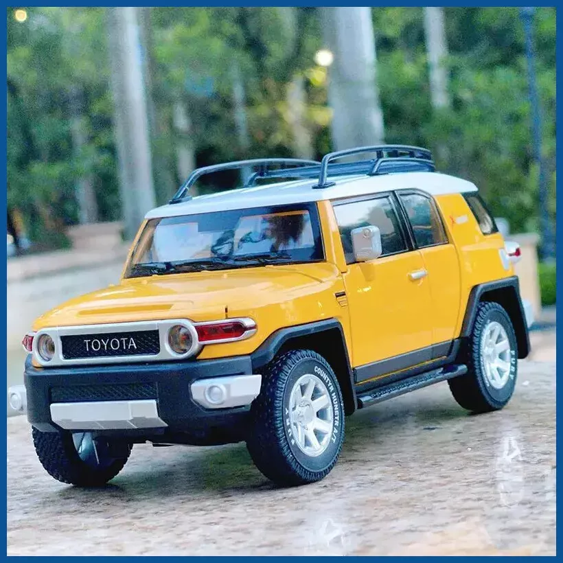 1:24 Diecast Toyota FJ Cruiser SUV Model - Image 10