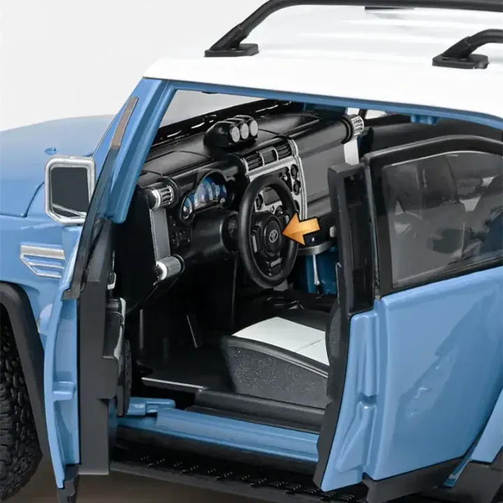 1:24 Diecast Toyota FJ Cruiser SUV Model - Image 5