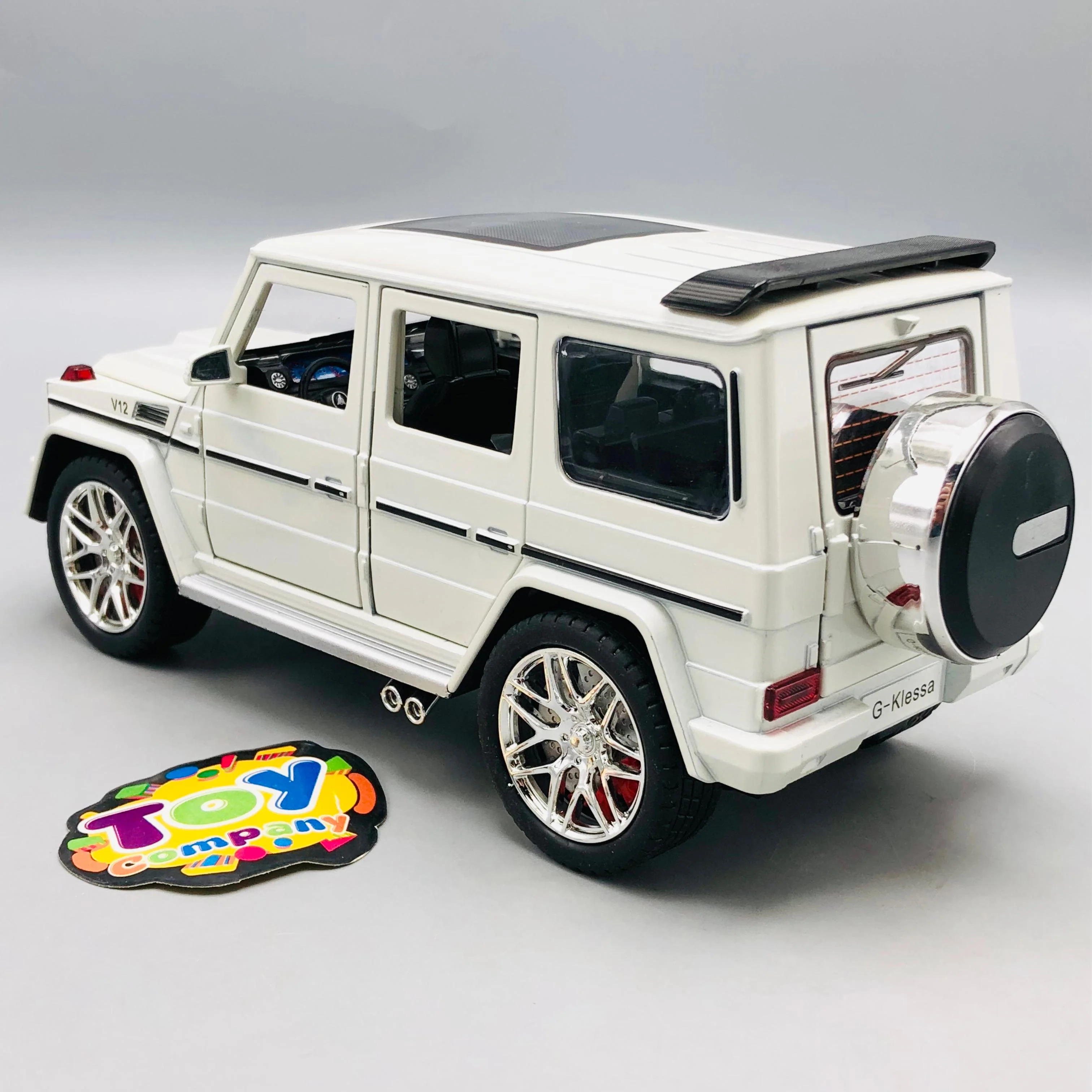 1:24 RC Diecast Brabus G63 Model - Image 10