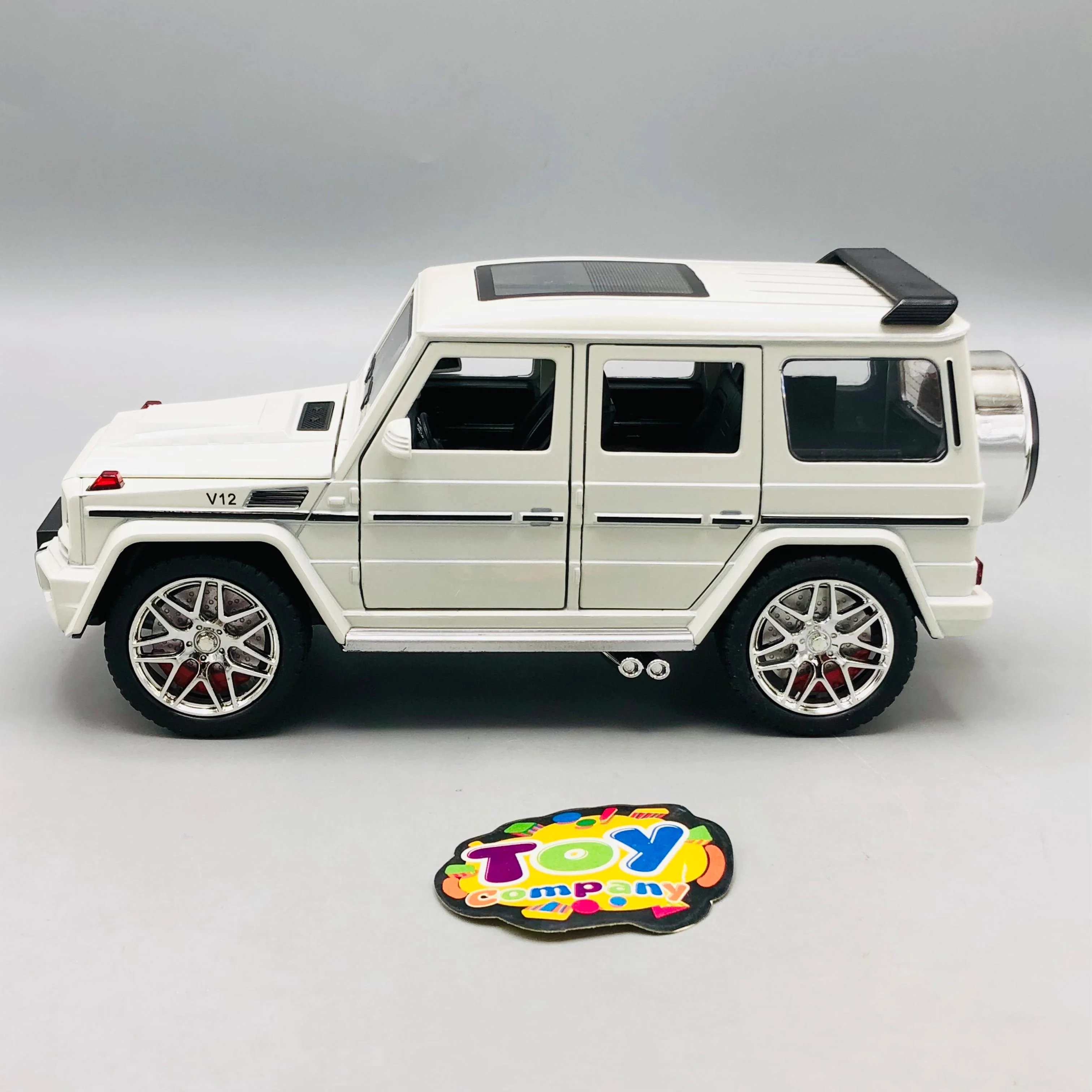 1:24 RC Diecast Brabus G63 Model - Image 5