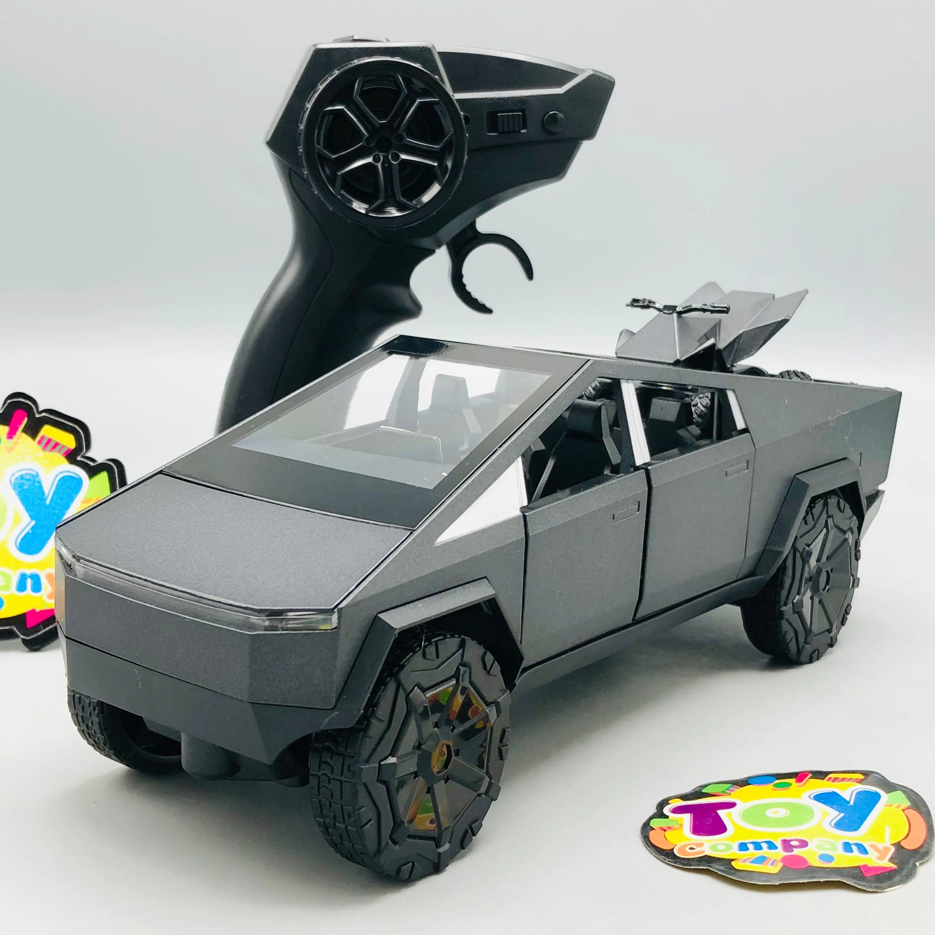 1:24 RC Diecast Tesla Model With Quad Bike - Image 14