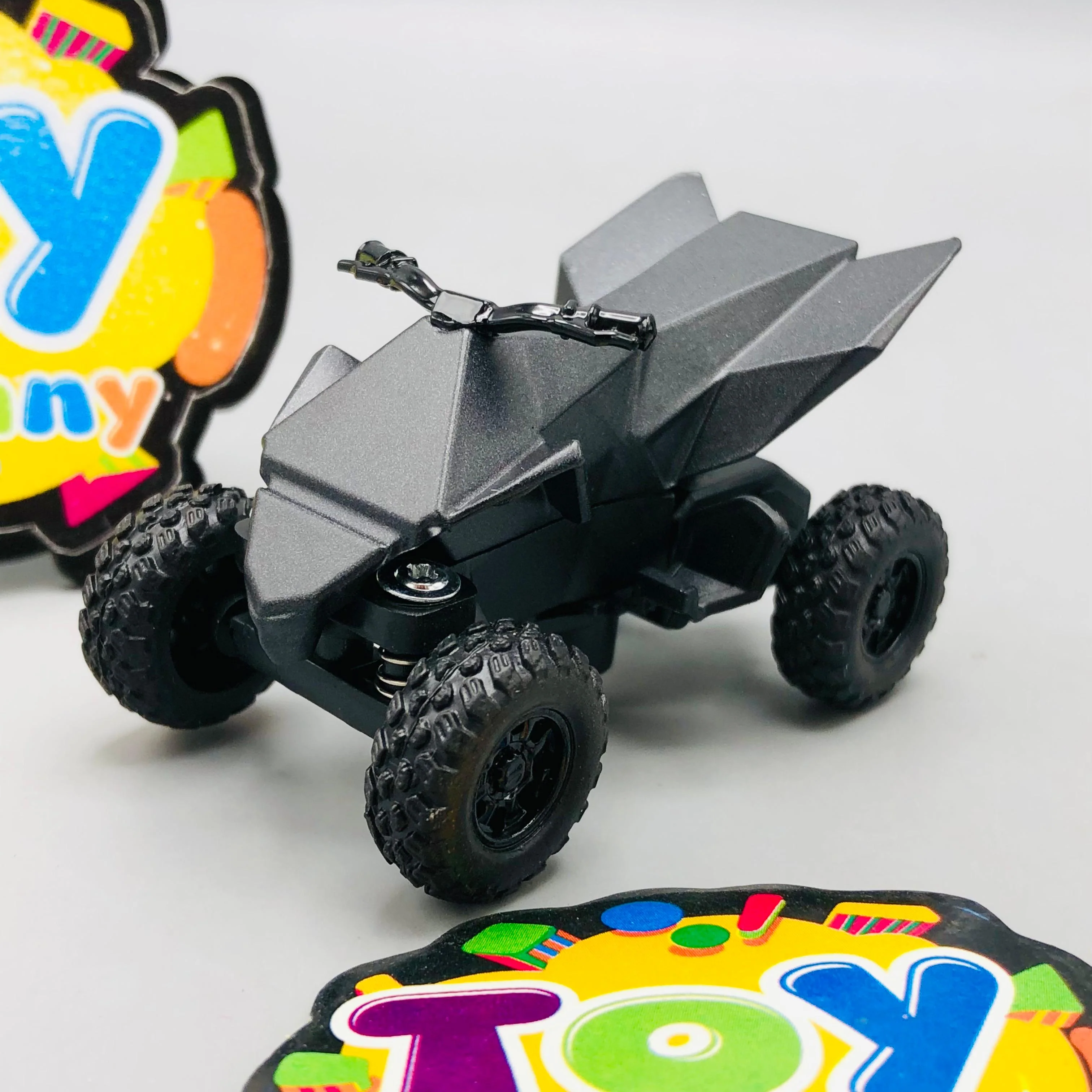 1:24 RC Diecast Tesla Model With Quad Bike - Image 4
