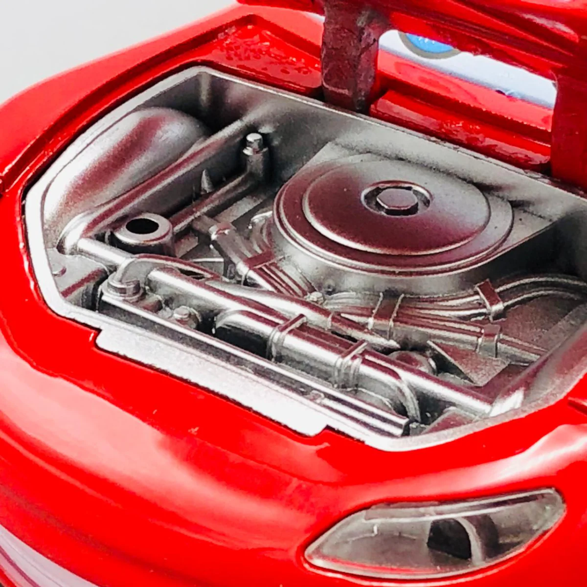 1:28 Diecast McQueen Model Car - Image 5