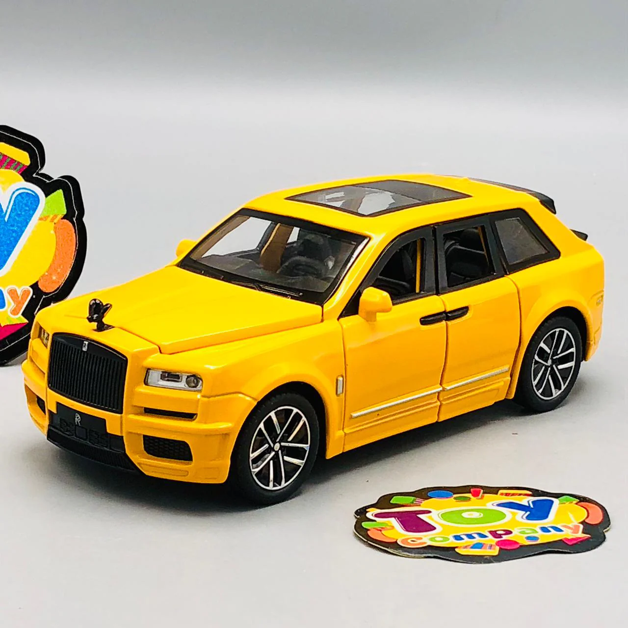 1:32 Diecast Cullinan SUV Model car - Image 10