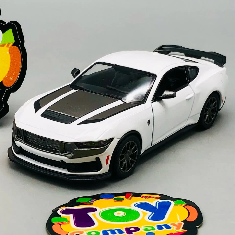 1:38 Kinsmart 2024 Ford Mustang Dark Horse - Image 11