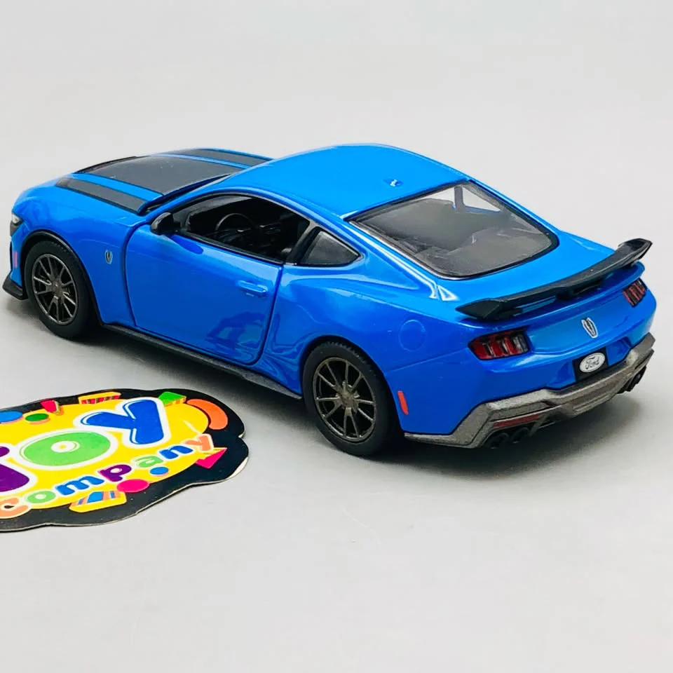 1:38 Kinsmart 2024 Ford Mustang Dark Horse - Image 9
