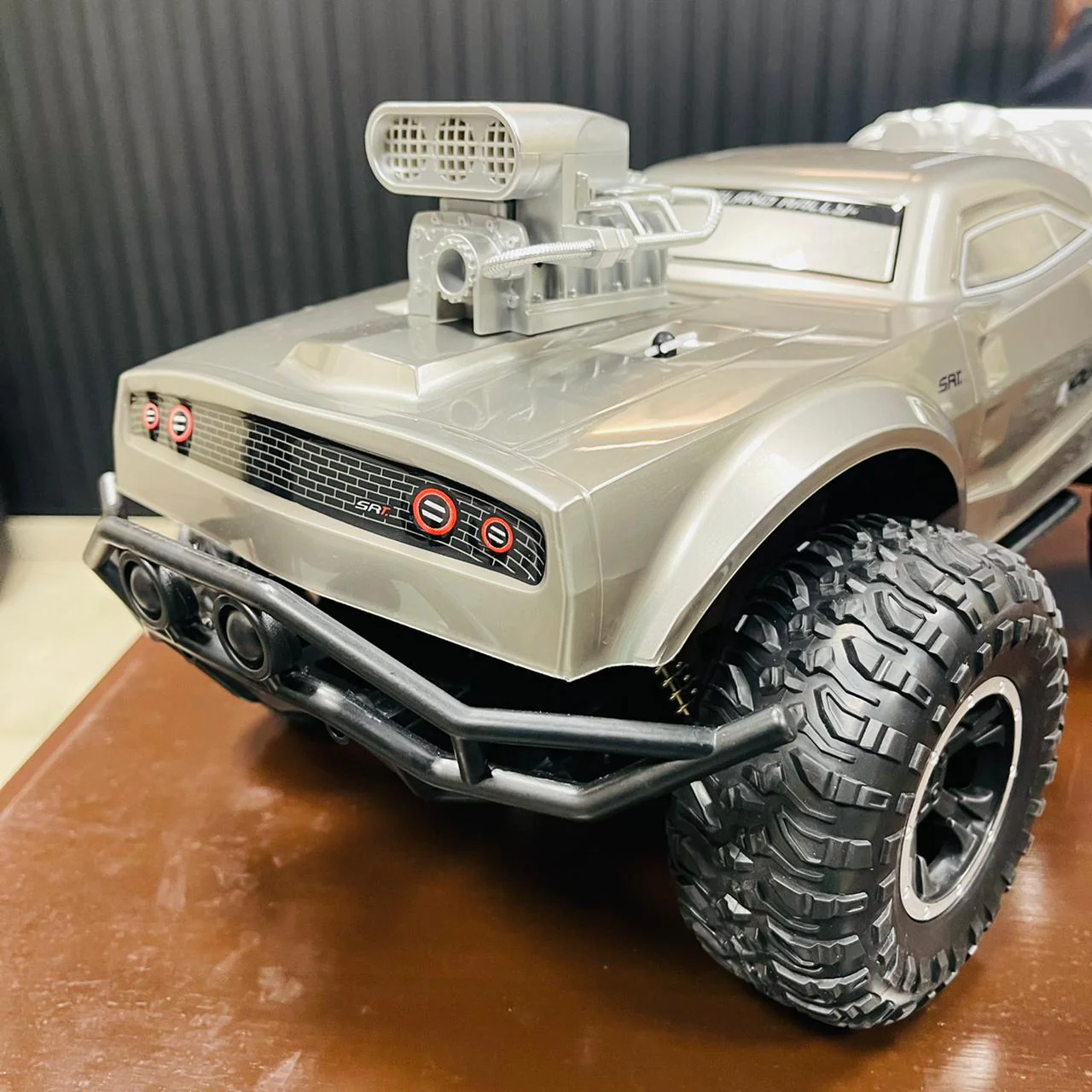 2.4GHz RC Dodge Off-Road Rock Crawler Truck - Image 6