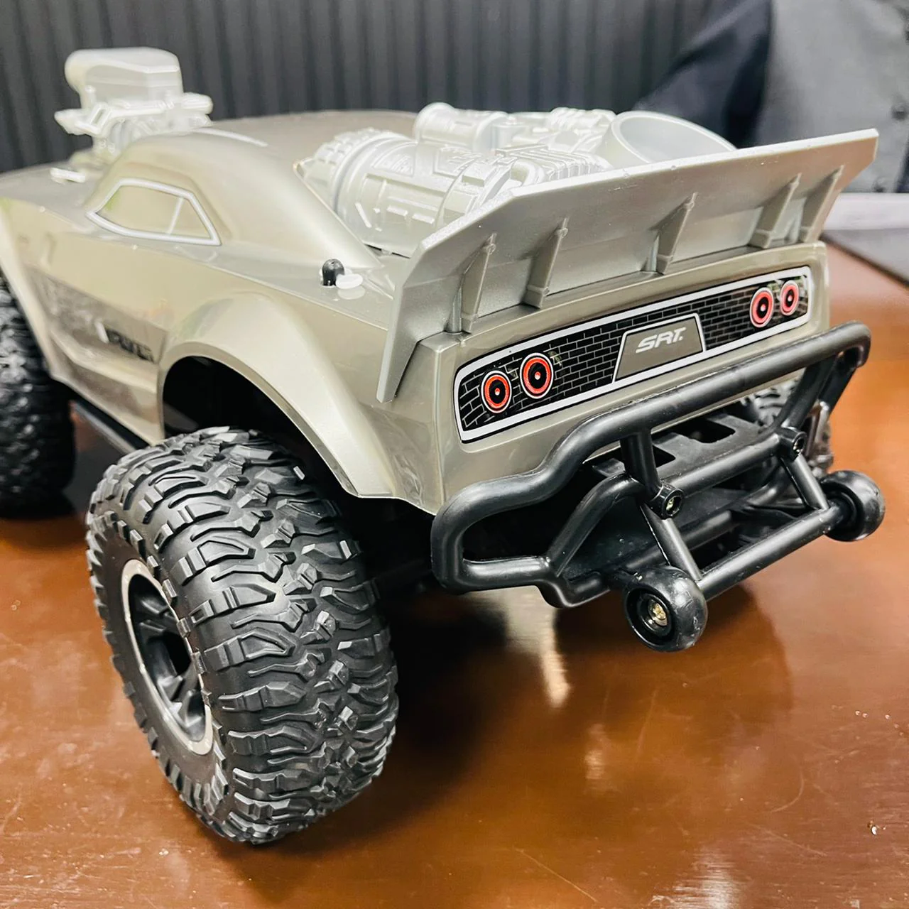 2.4GHz RC Dodge Off-Road Rock Crawler Truck - Image 9
