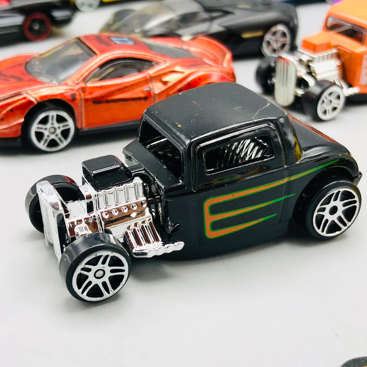 20Pcs Hot Wheels Diecast Mini Inertial Cars Set - Image 4