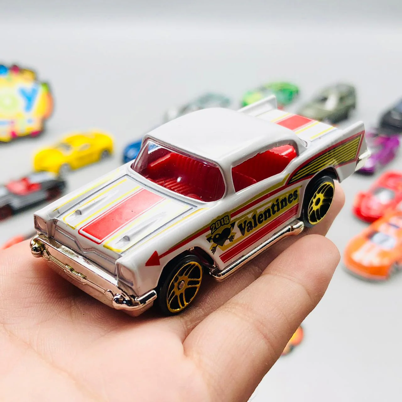 20Pcs Hot Wheels Diecast Mini Inertial Cars Set - Image 9