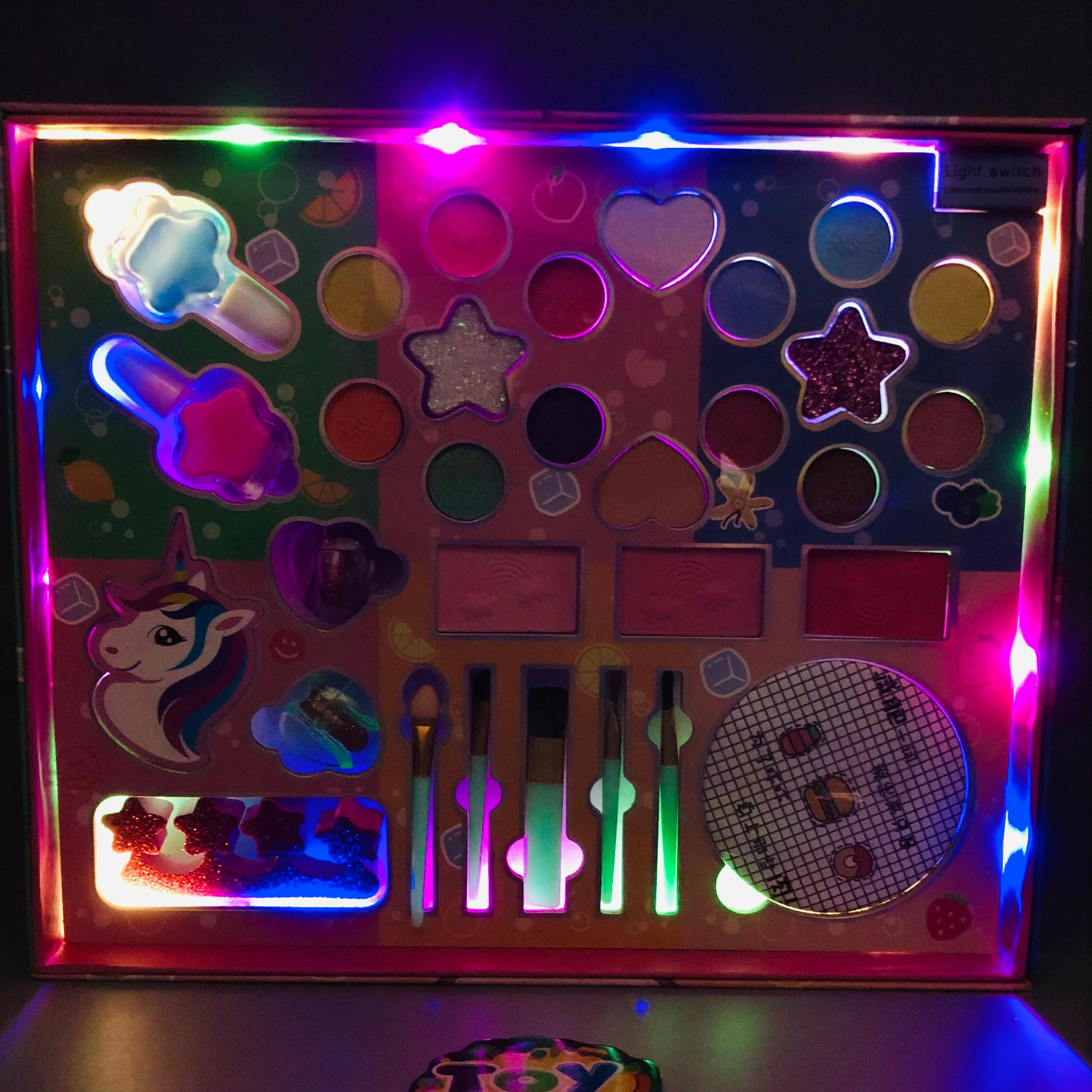 2in1 Realistic Cosmetic & Jewellery Set With Colorful Lights - Image 3