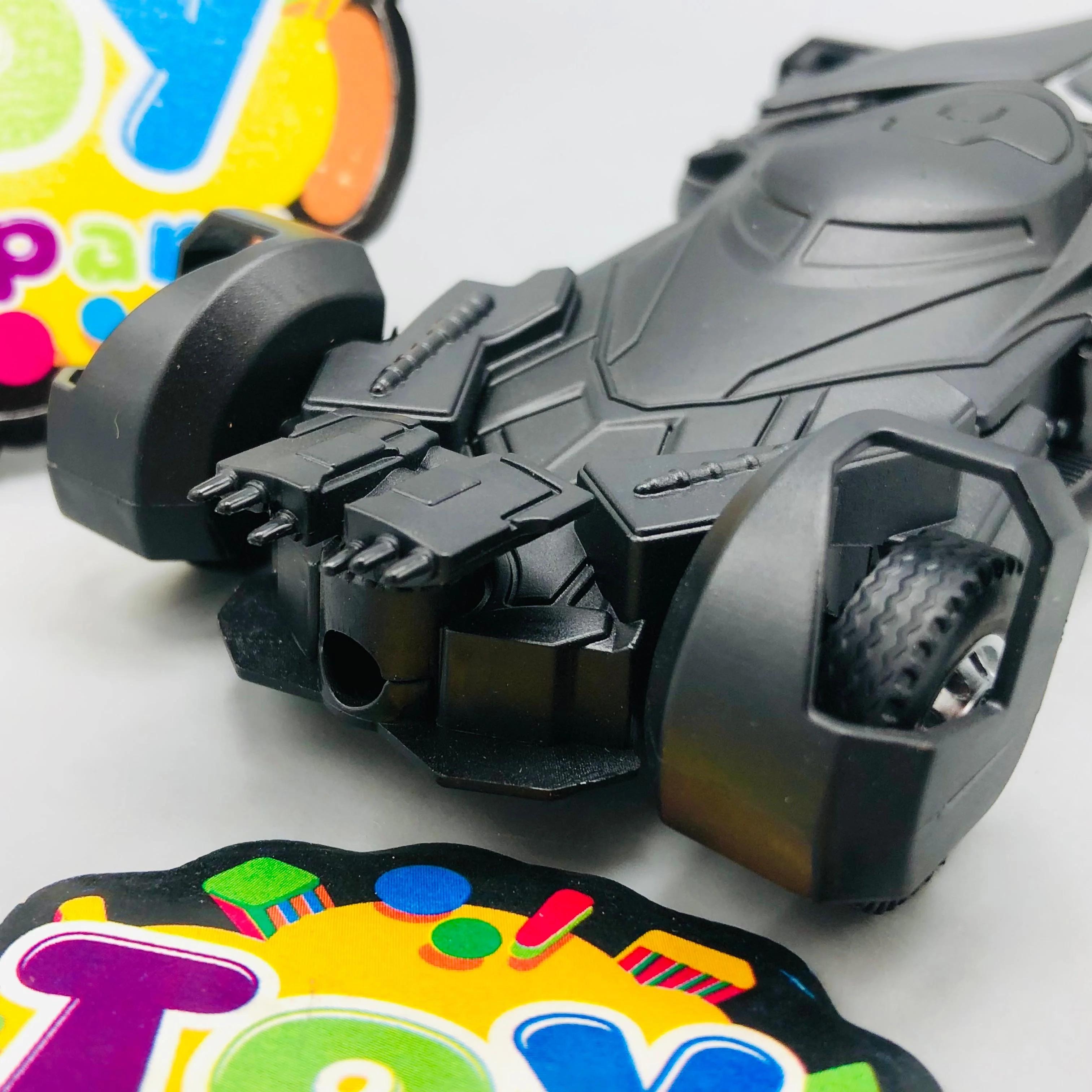 4* Inches Mini Diecast Batman Armor Model - 1Pc - Image 4