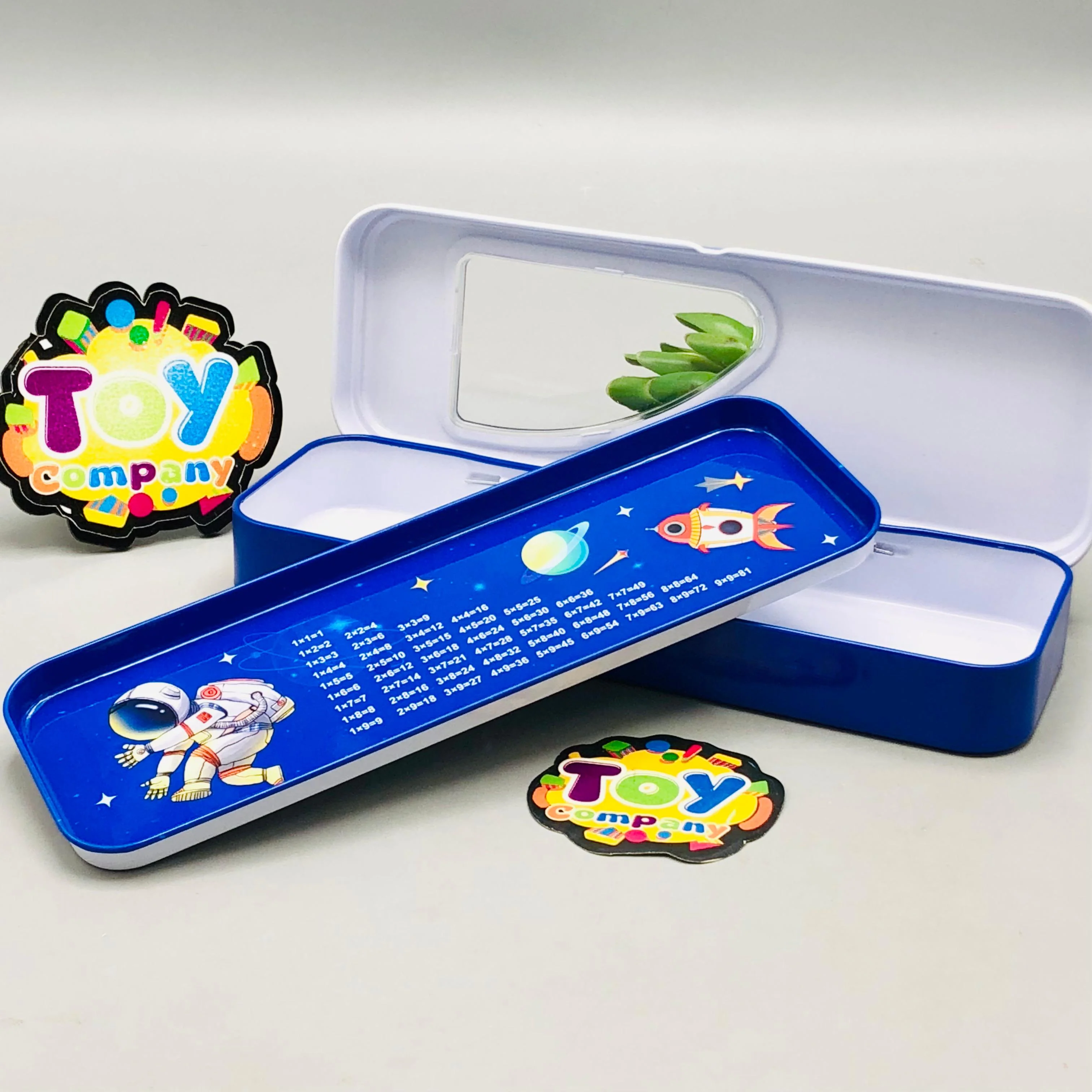 6Pcs Mini Spaceman Themed Tin Geometry Box - Image 5