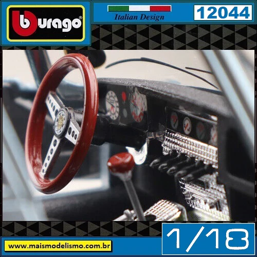 Bburago 1:18 Jaguar E-type Coupe Model - Image 3