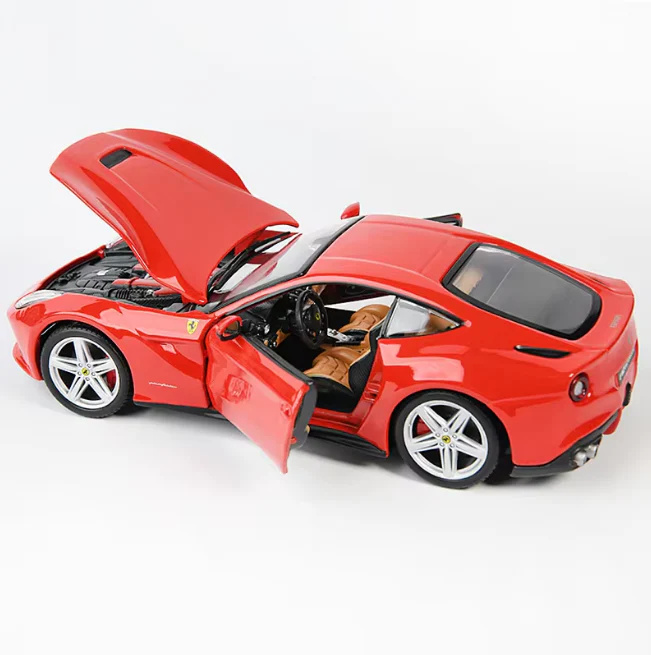 Bburago 1:24 Ferrari F12 Berlinetta Model - Image 3