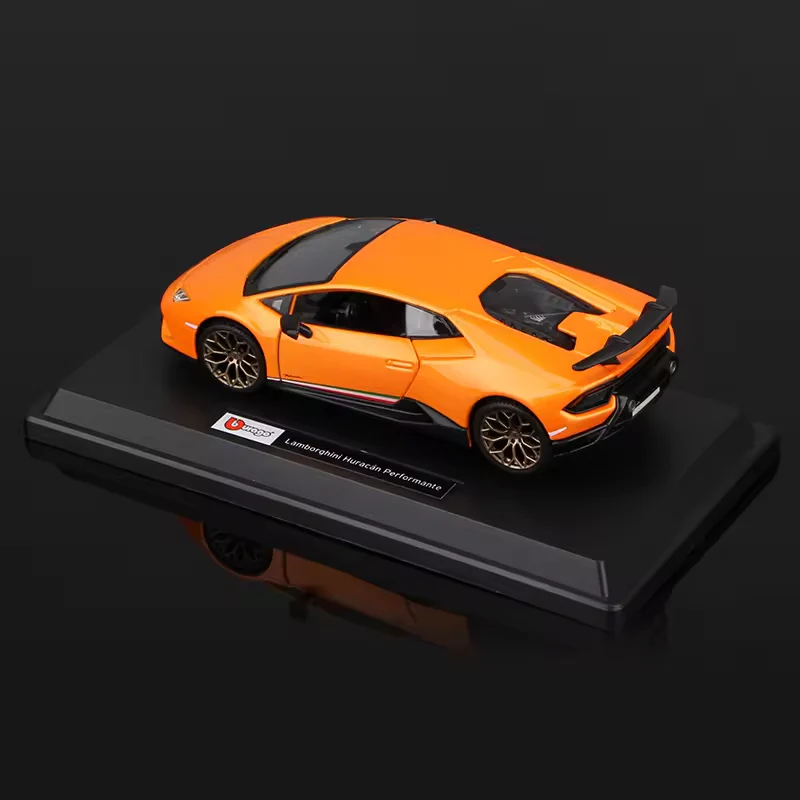 Bburago 1:24 Lamborghini Huracan Performante Model - Image 2
