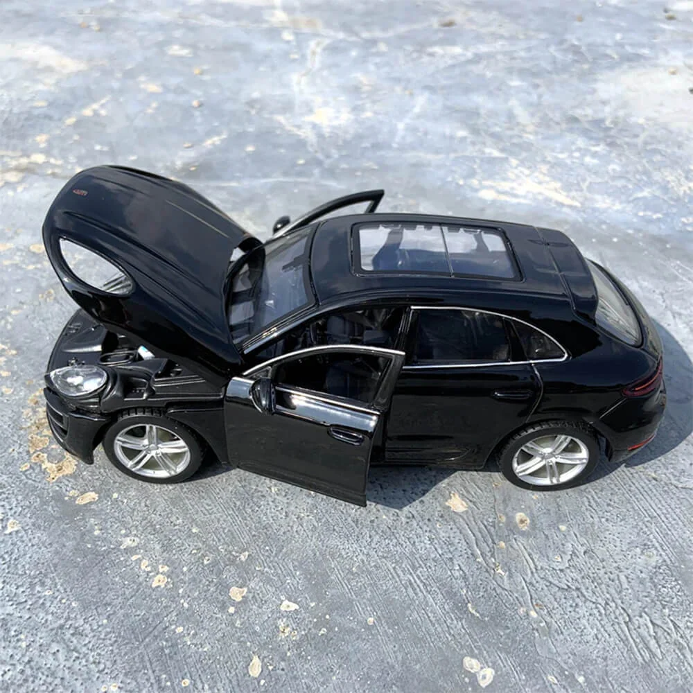 Bburago 1:24 Porsche Cayenne Turbo Model - Black - Image 5