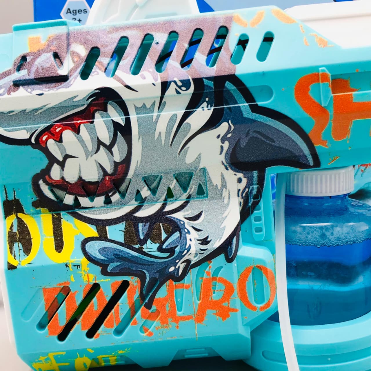 Electric Dual-Holes Shark Themed Colorful Bubble Gun - Image 7