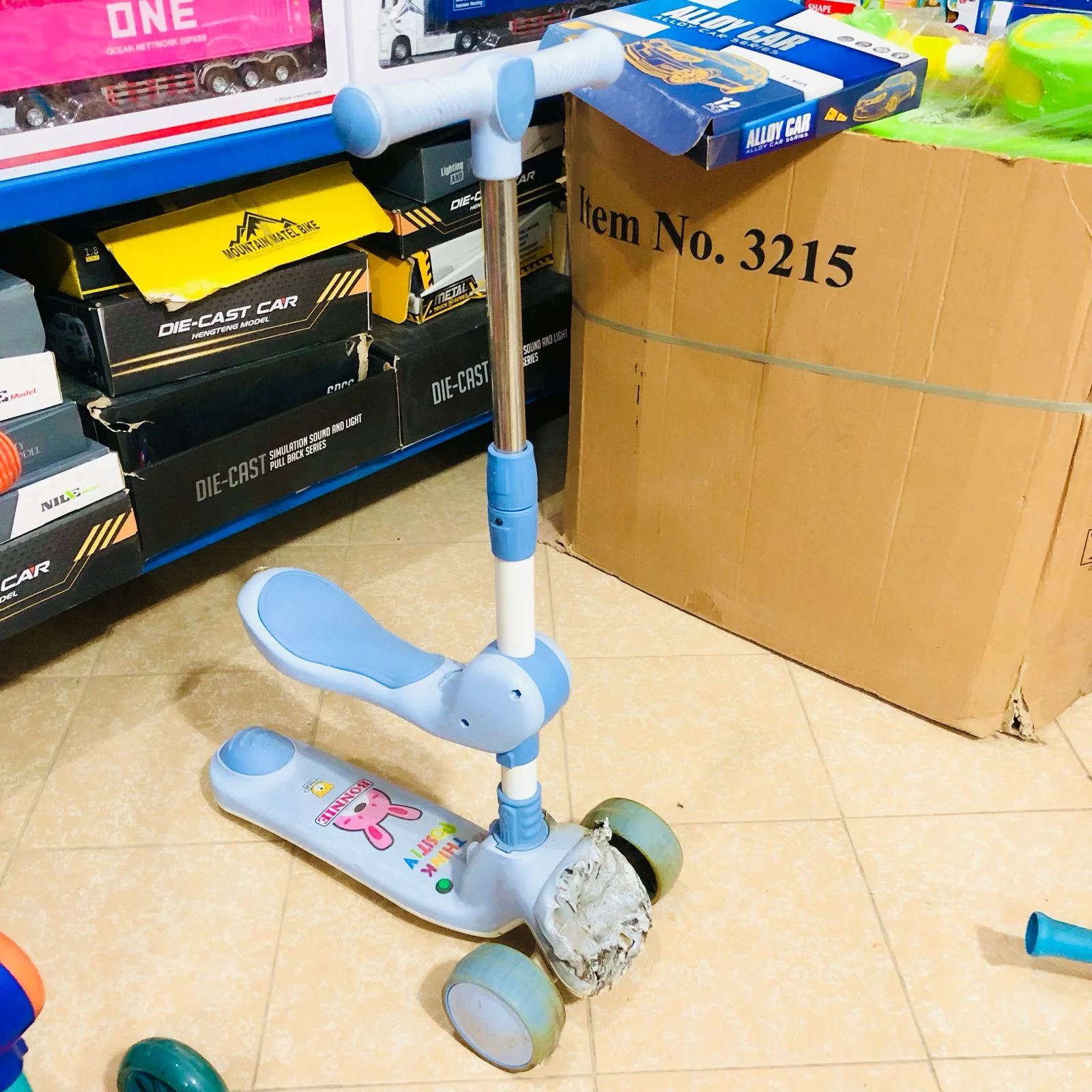 Height Adjustable Kids Scooter Sky Blue - Major Fault - Image 3