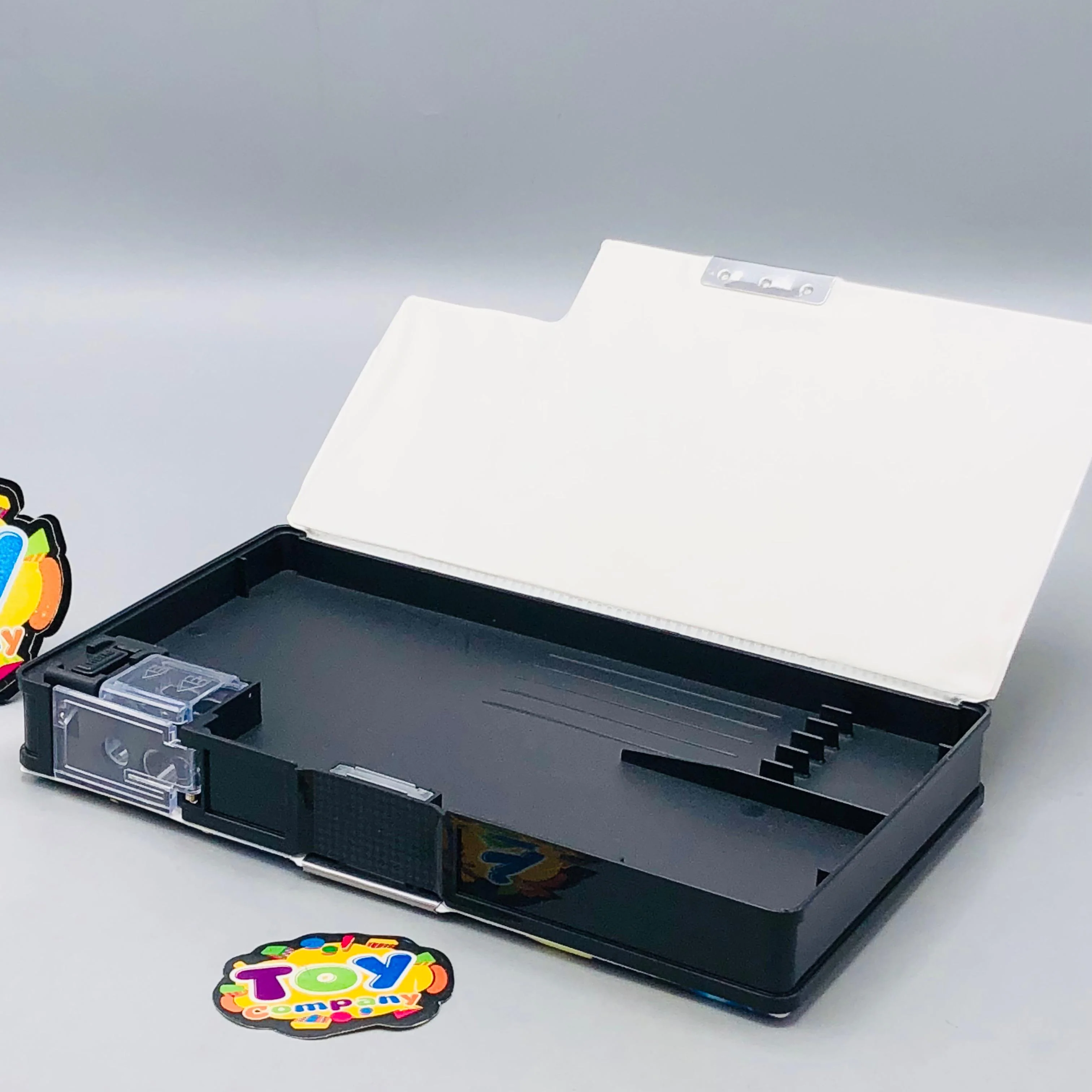 Jumbo Spaceman Double-Sided Geometry Box With Dual Sharpener - Image 4