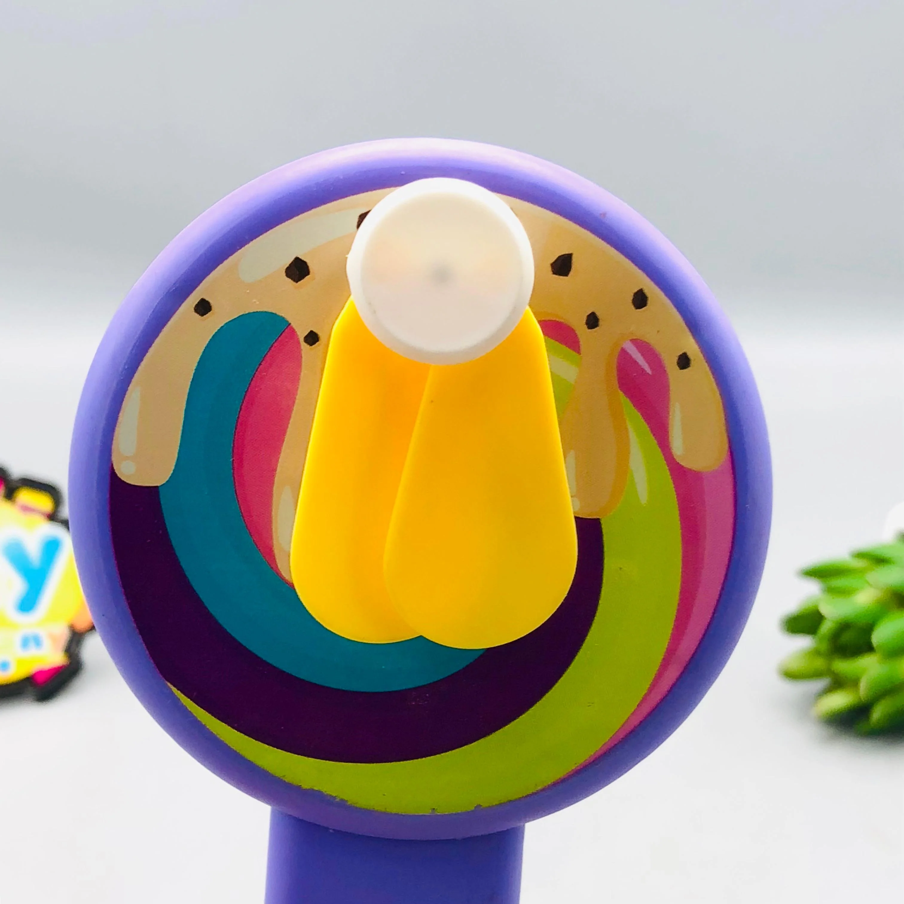 Kids Cute Mini Lollipop Hand Press Fan - 1Pc - Image 3