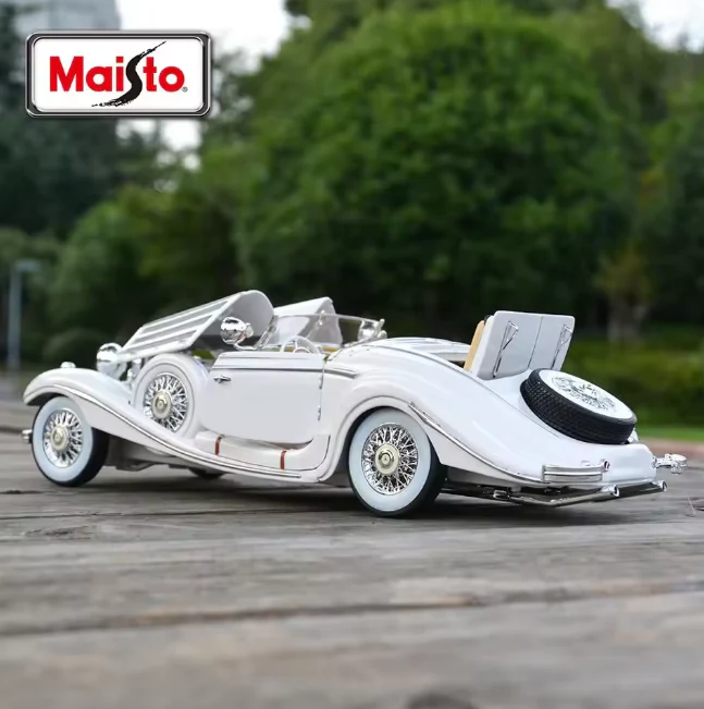 Maisto 1:18 Mercedes Benz 500K Typ Specialroadster 1936 - White - Image 2