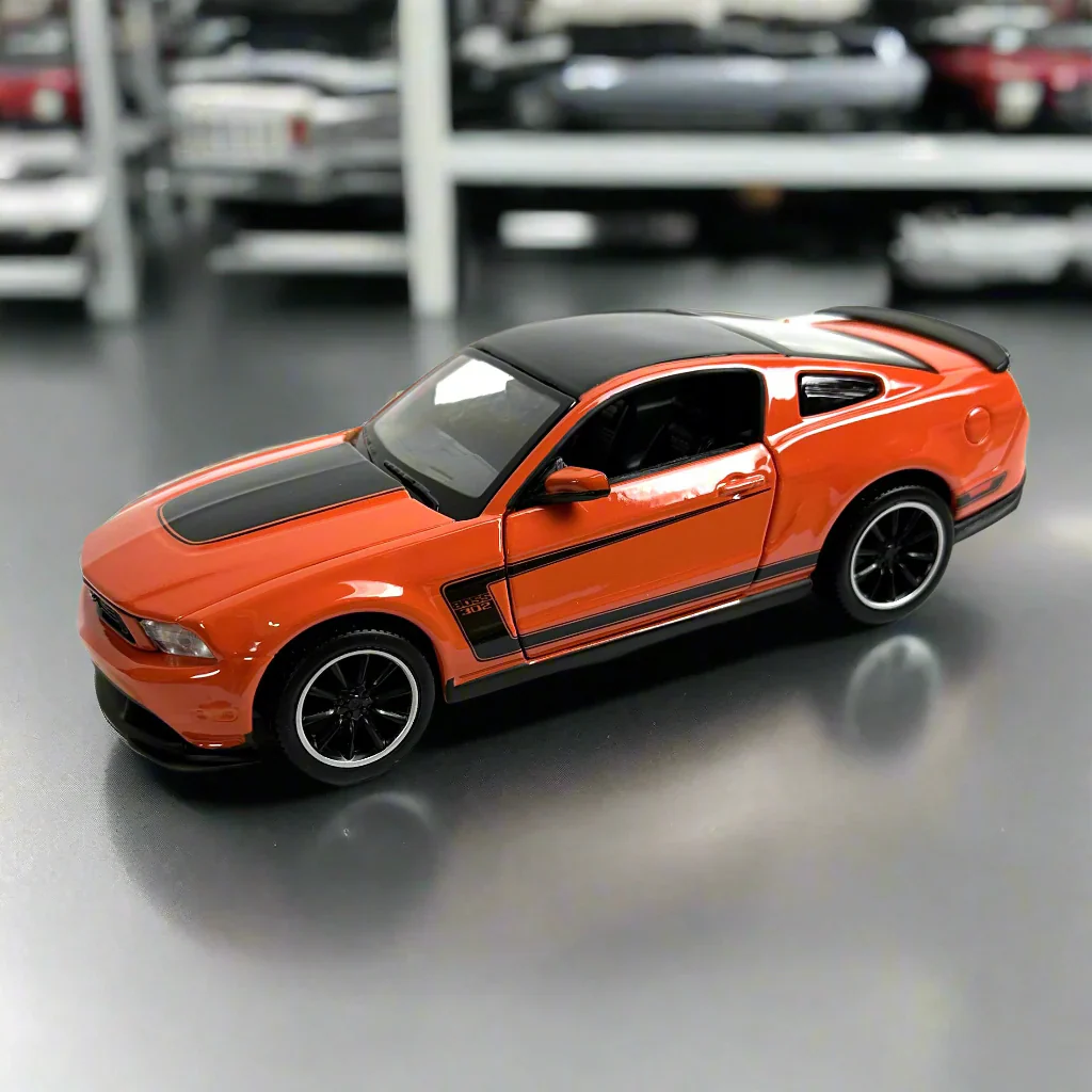 Maisto 1:24 Ford Mustang Boss 302 Model - Orange - Image 2