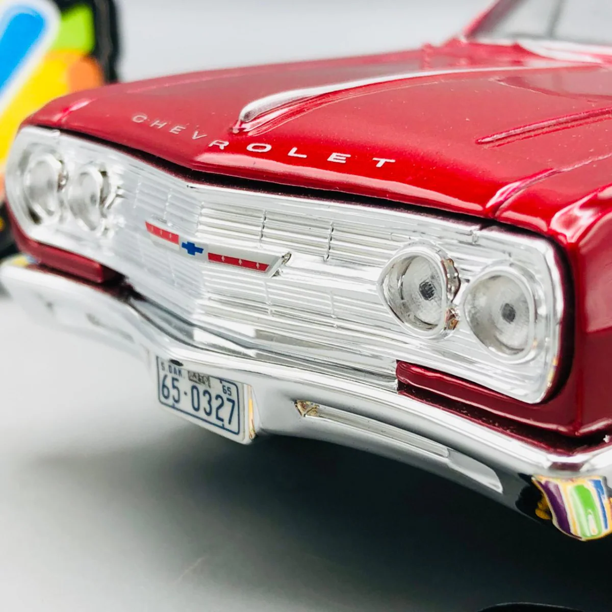 Maisto Diecast 1965 Classic Chevrolet EL Camino - Image 5