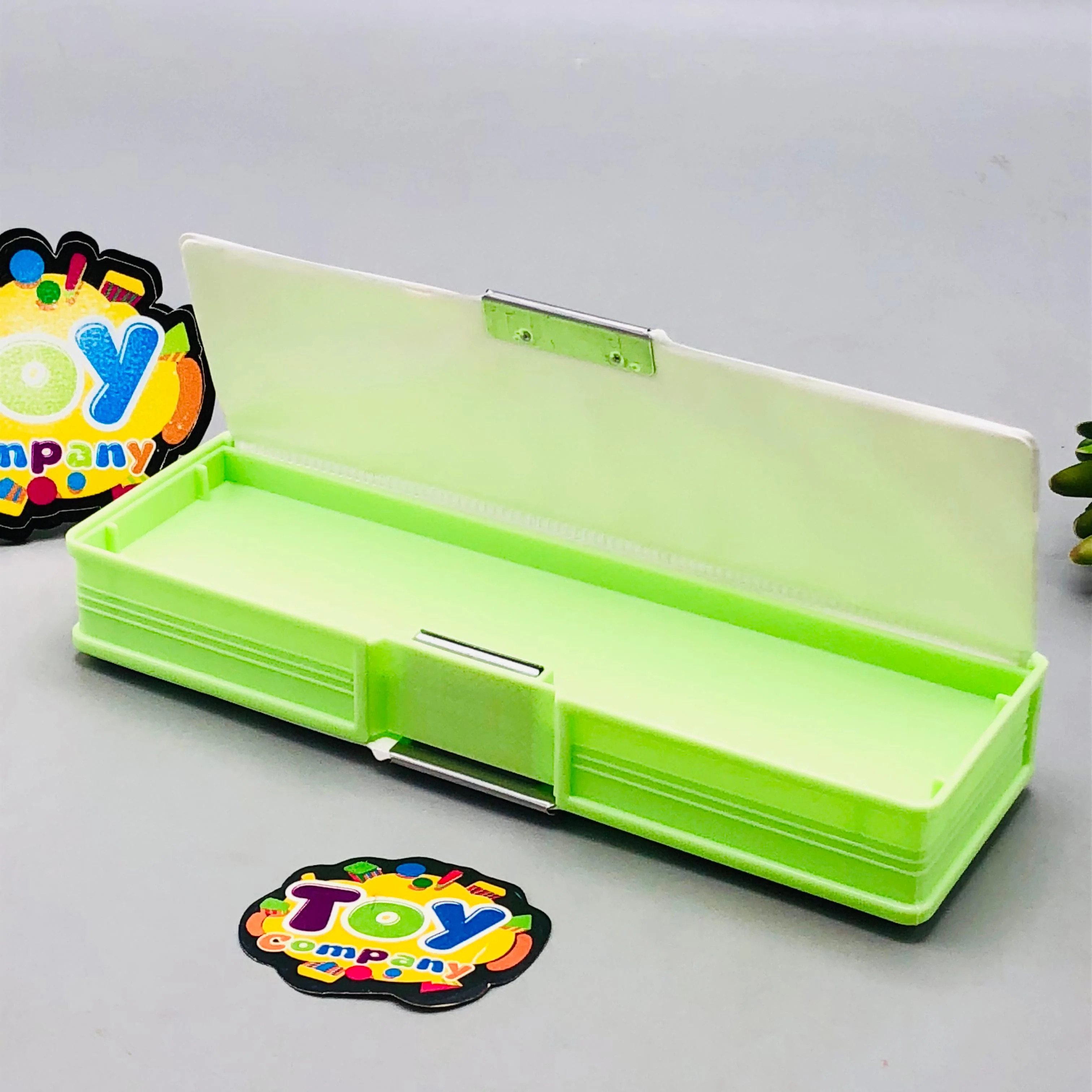 Mini Hero Themed Double-Sided Geometry Box - Green - Image 3
