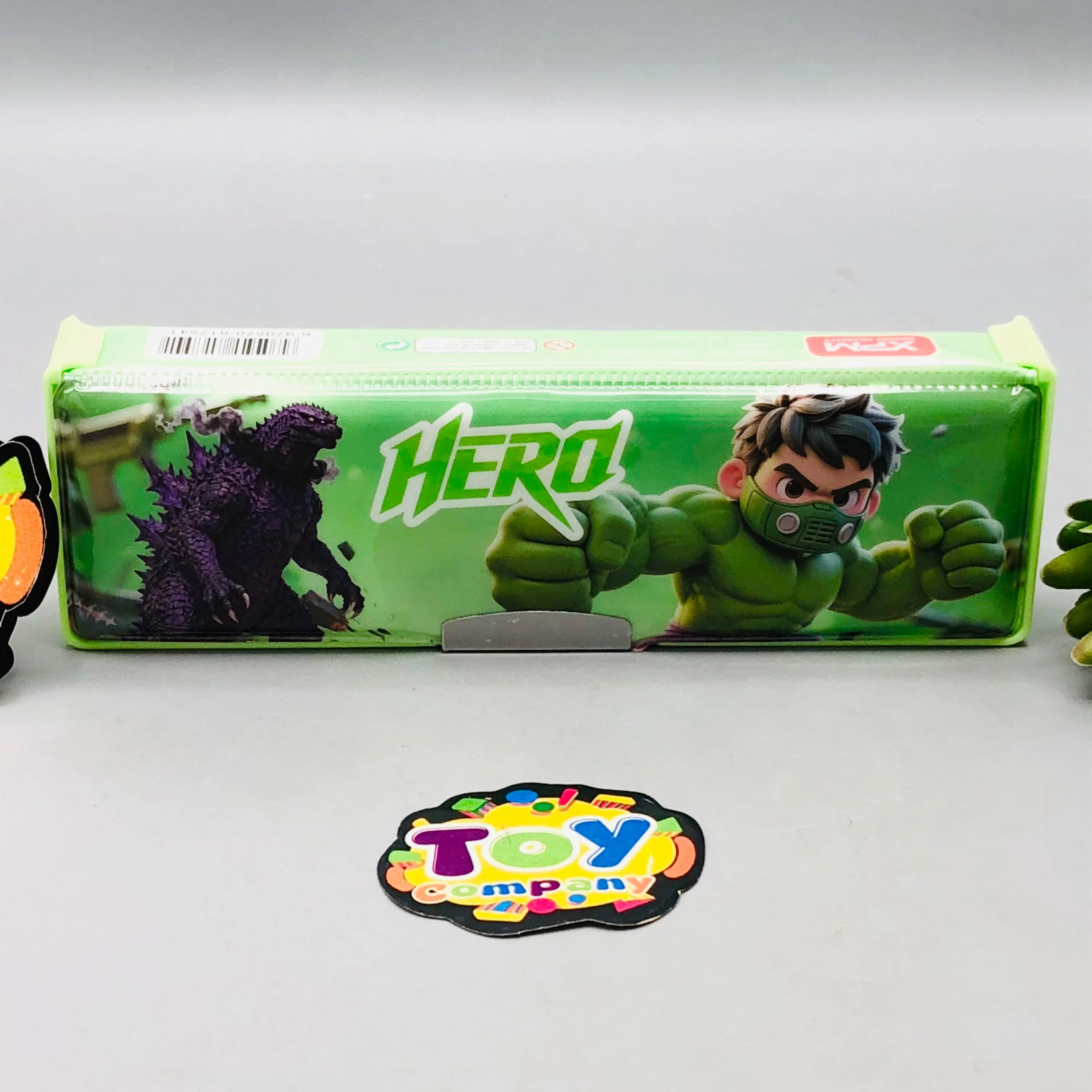 Mini Hero Themed Double-Sided Geometry Box - Green - Image 4