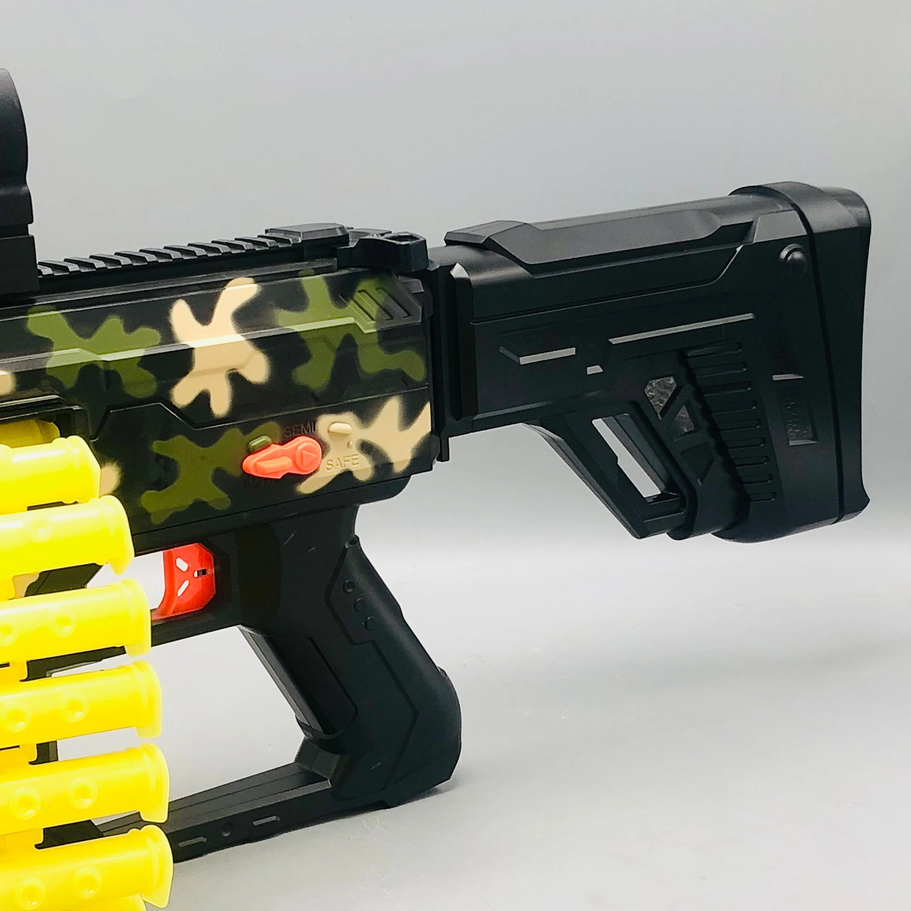 Rechargeable & Manual Shell Throwing Soft Bullet Shooting Gun - Image 6